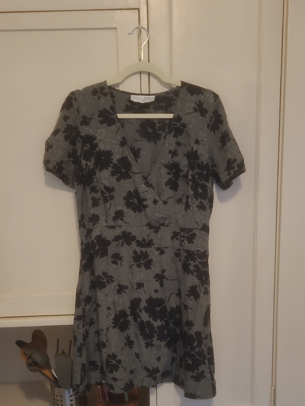 Silk Green and Black Floral Short Sleeve Dress
